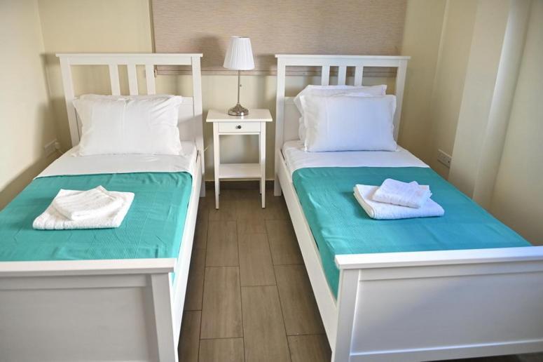 Edessis Beach House Limassol Extérieur photo
